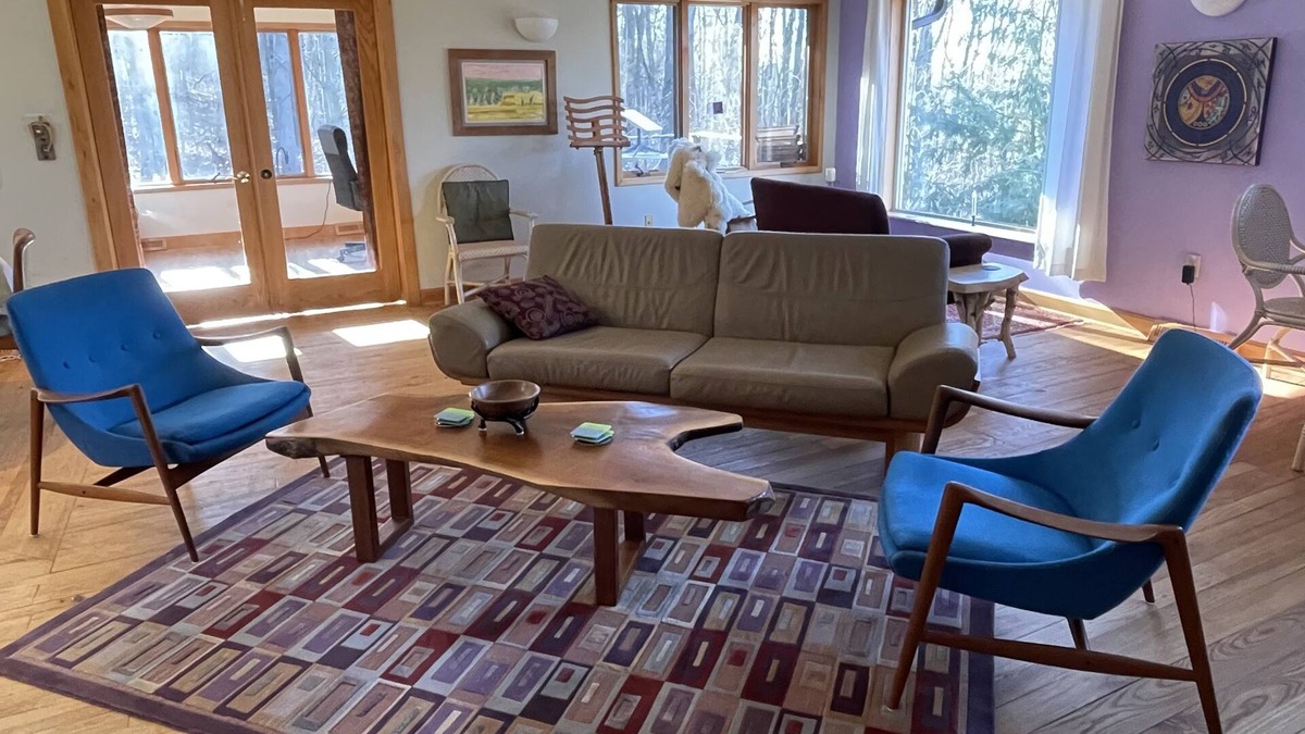 Baraboo House | Secluded Mid-Century 10 minutes from Devils Lake State Park, Baraboo & skiing