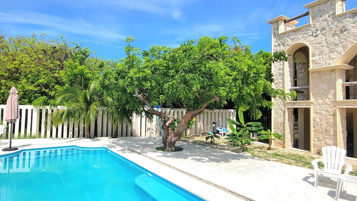 Salina Grande Hotel | Secluded Mid-Island Hacienda