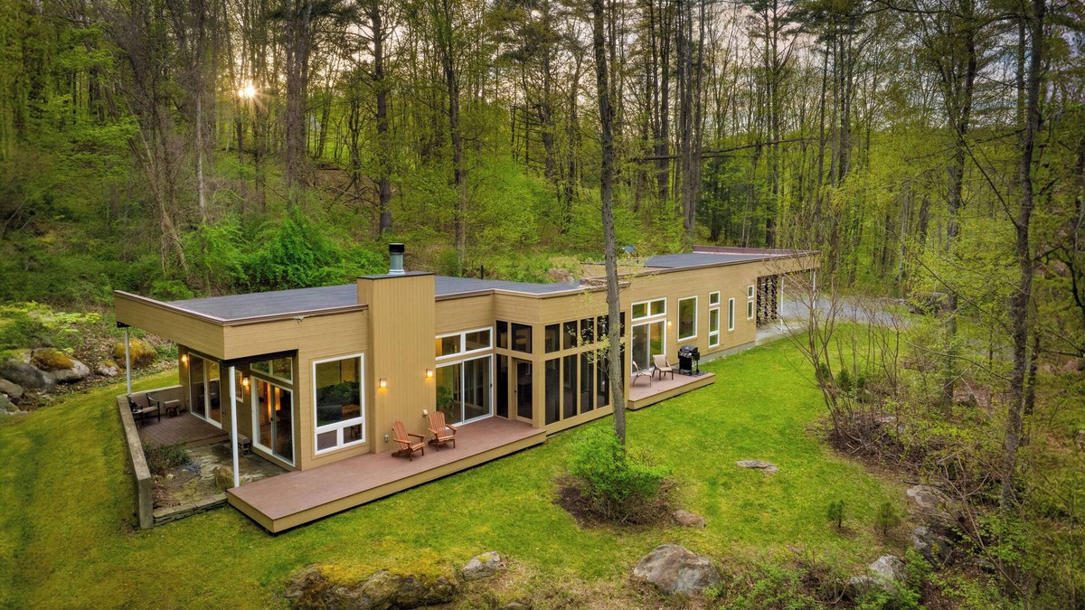 Housatonic House | Secluded + Modern | Enclosed Patio, Forest Views | Woodland Zen by AvantStay
