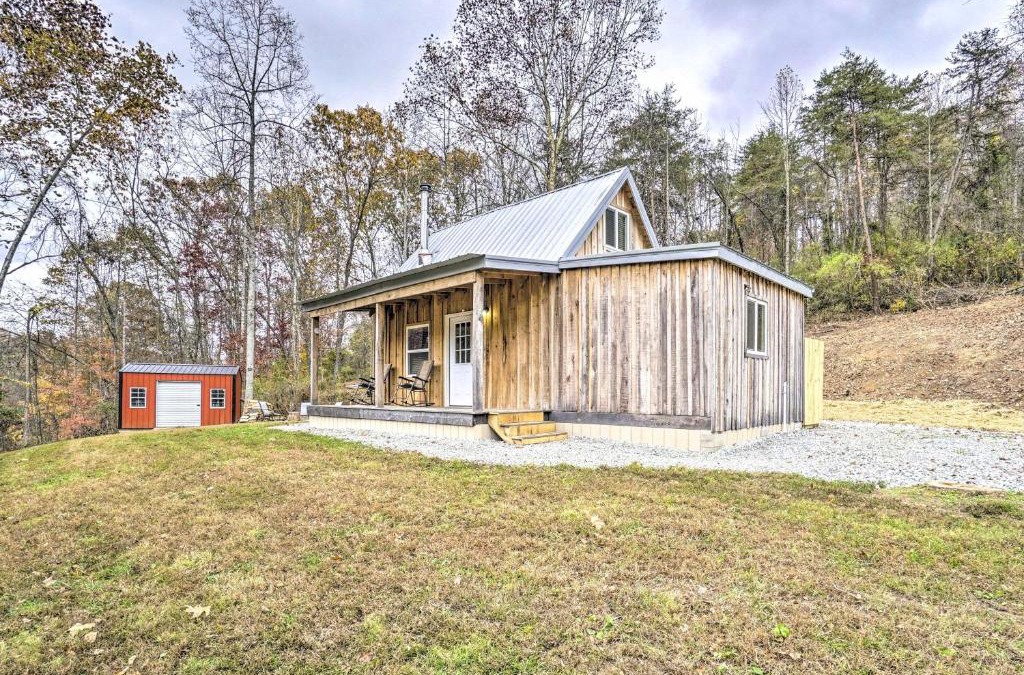 Gallipolis Ferry Apartment | Secluded Patriot Escape - 50 Acres of Hiking!