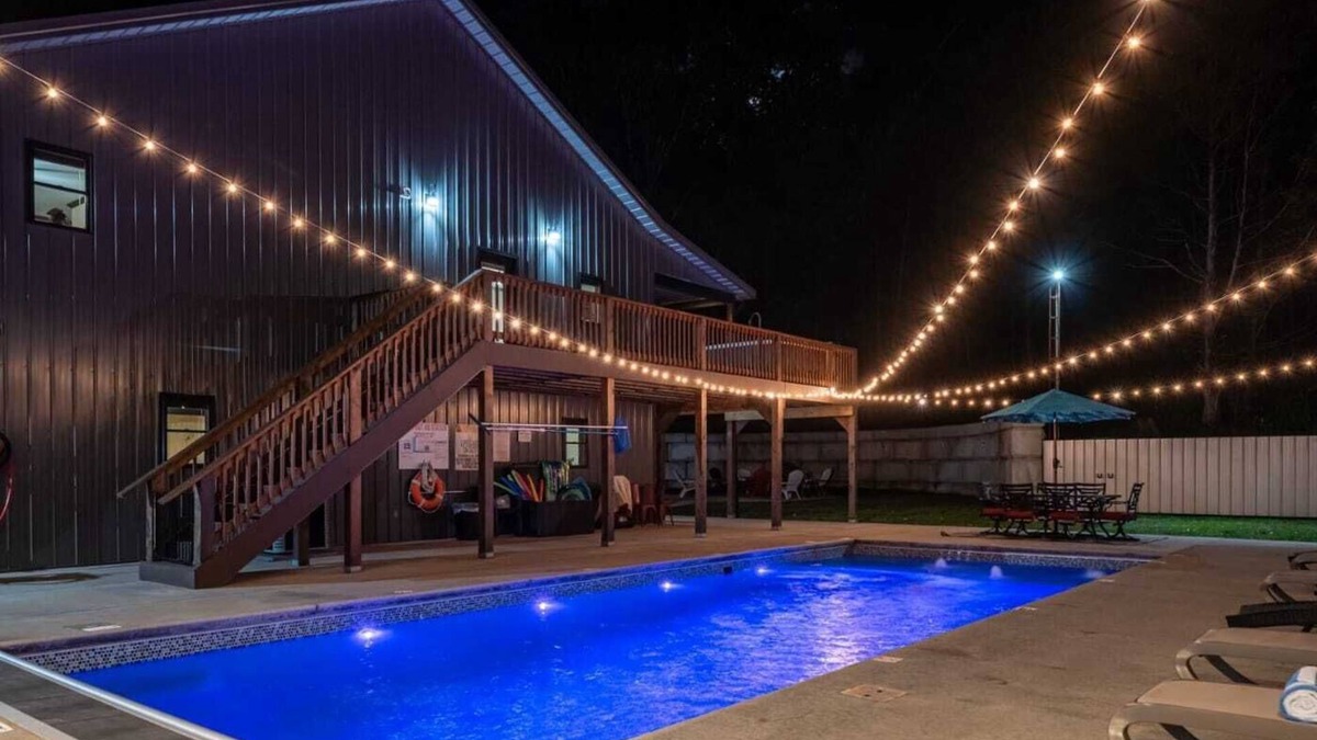 Ste Genevieve House | Secluded Private Cabin with Pool, hot tub, fireplace & so much more