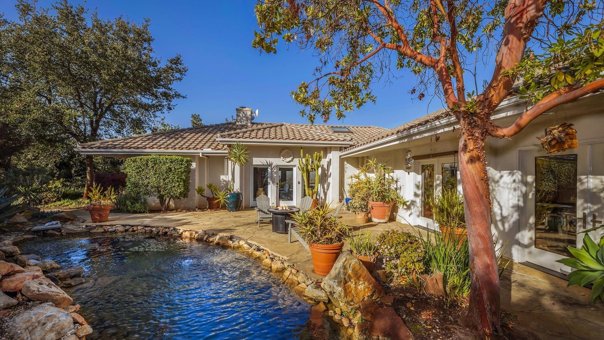 Valley Center House | Secluded Resort Expansive View Home. Salt Water Pool & Spa. Sleeps 10.