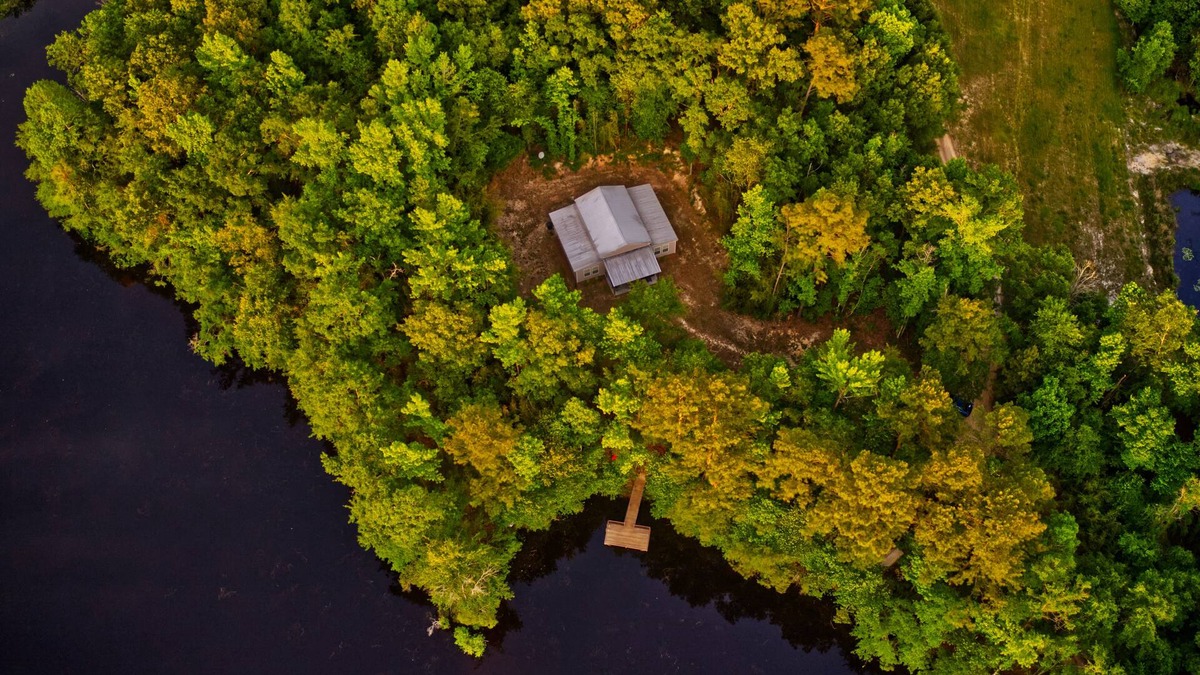 Orangeburg House | Secluded Retreat With hot tub ideal to fish and relax on private pond