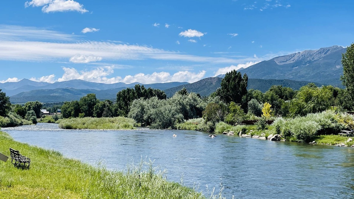 Howard House | Secluded Riverfront Retreat w/hot tub & private river access