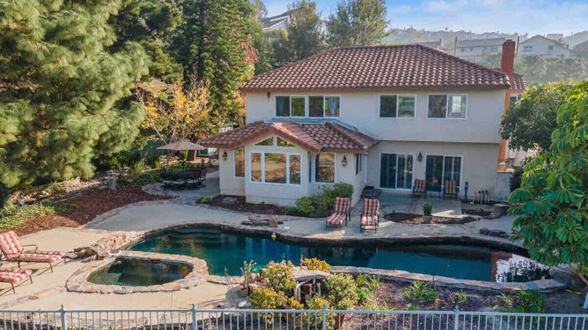 Anaheim Hills House | Secluded Romantic Getaway with Stunning NatureView