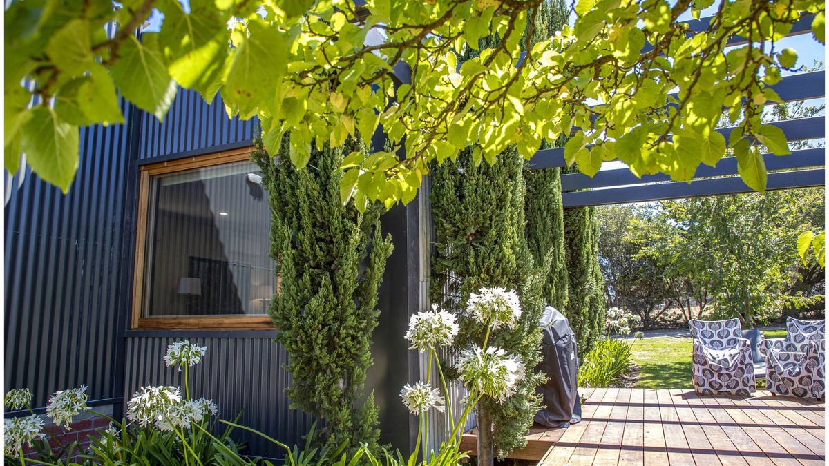 Port Elliot Cottage | Secluded Seaside Retreat - Premium Luxury Accommodation