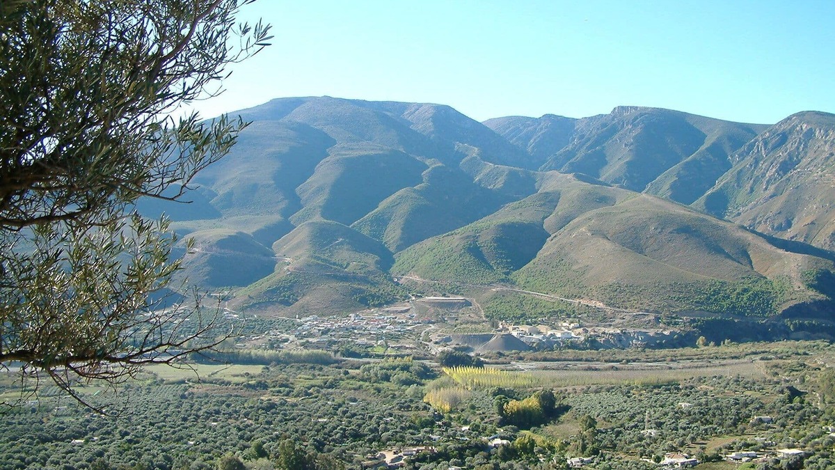 Orgiva House | Secluded stone built country house, a totally private pool and amazing views.