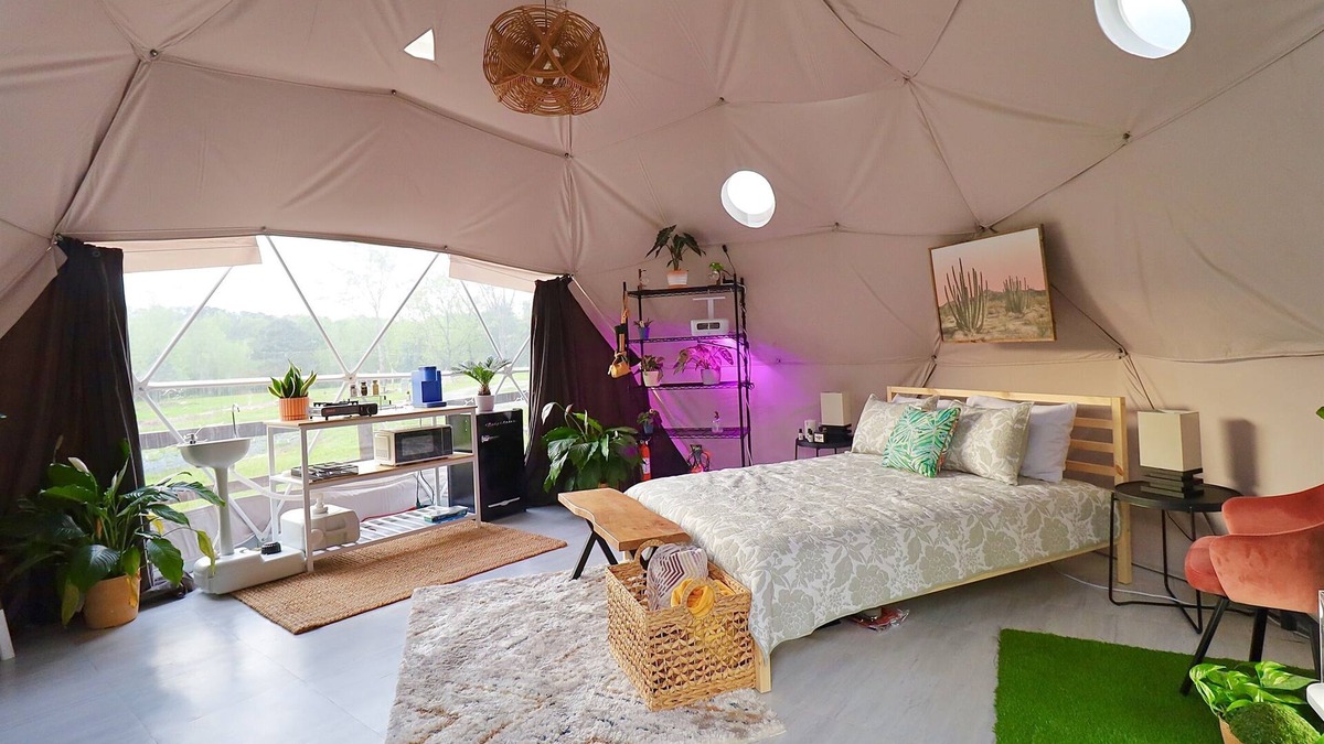 Douglassville Cabin | Secluded Texas Glamping Dome with AC, East Texas