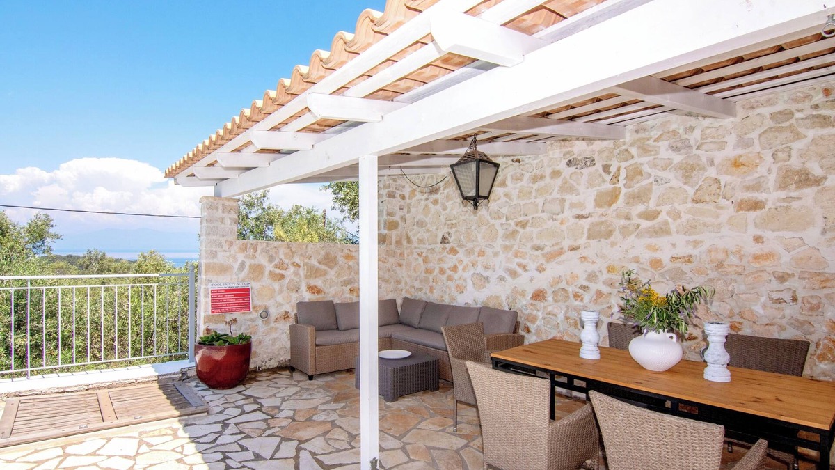Mpogdanatika House | Secluded Villa with Stunning Sea Views, Pool, BBQ and Elegant Outdoor Living
