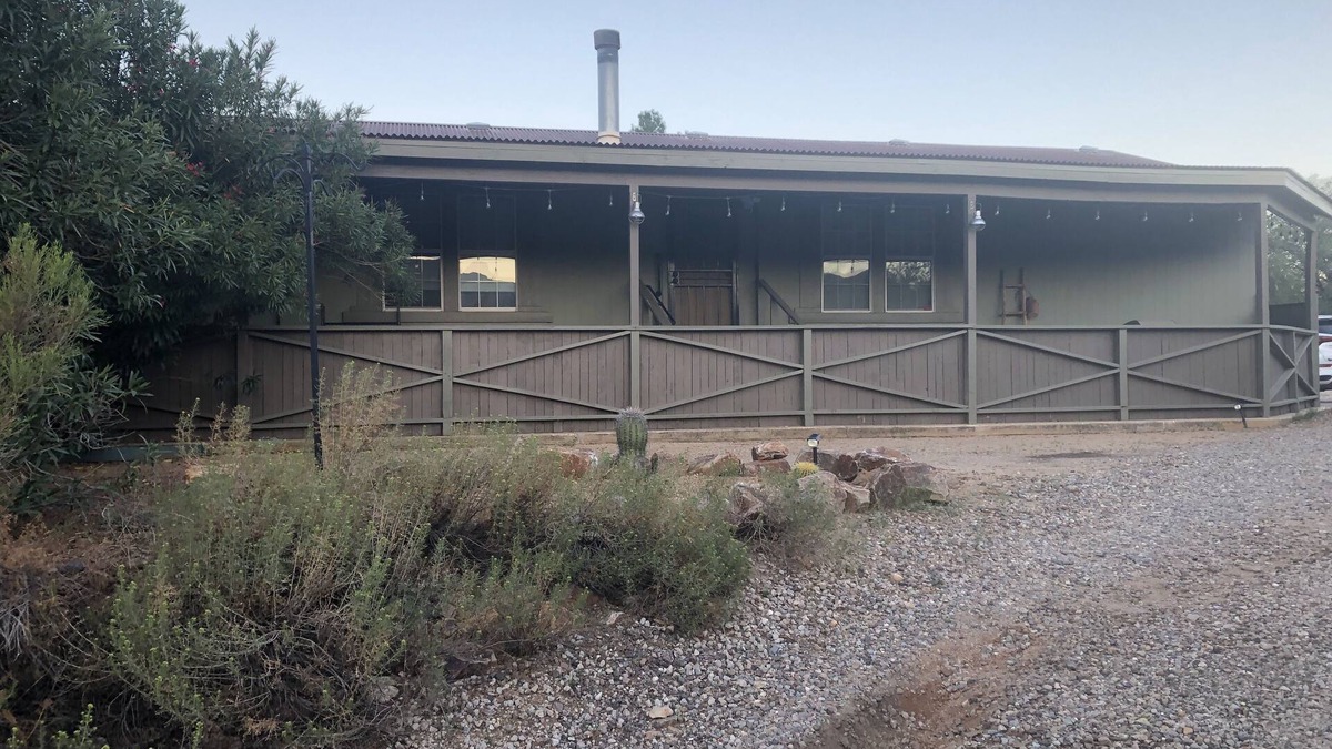 Catalina House | Secluded w/views 4BD 2BA on 1 acre with trees. Pet friendly no size limit!