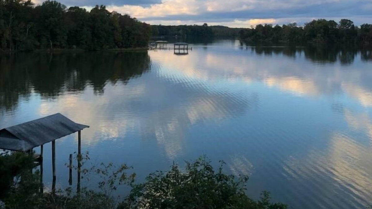 Mount Holly House | Secluded Waterfront Home w/Kayaks, Canoe, Swimming, Relaxing, Fishing!