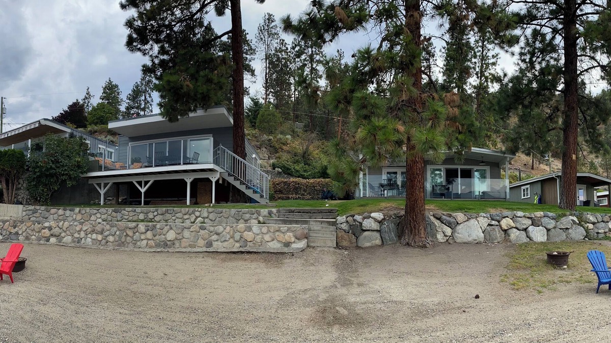 Central Okanagan Cabin | Seclusion Bay Luxury Lakeside Cabin 8. Stunning beachfront on Okanagan Lake.