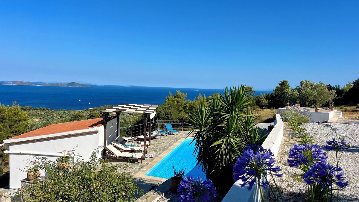 Alonissos Villa | Seclusion & privacy in Alonissos 3BR Luxury Pool Villa with dream view