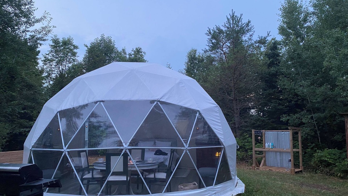 Tay Cabin | Secret Garden Star Gazing Dome Farm Experience