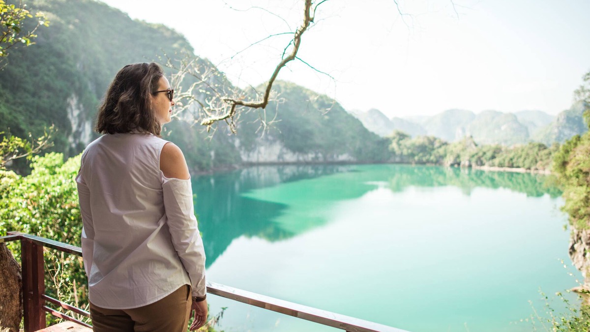 Bai Chay Boat Rental | Secret Halong Cruise