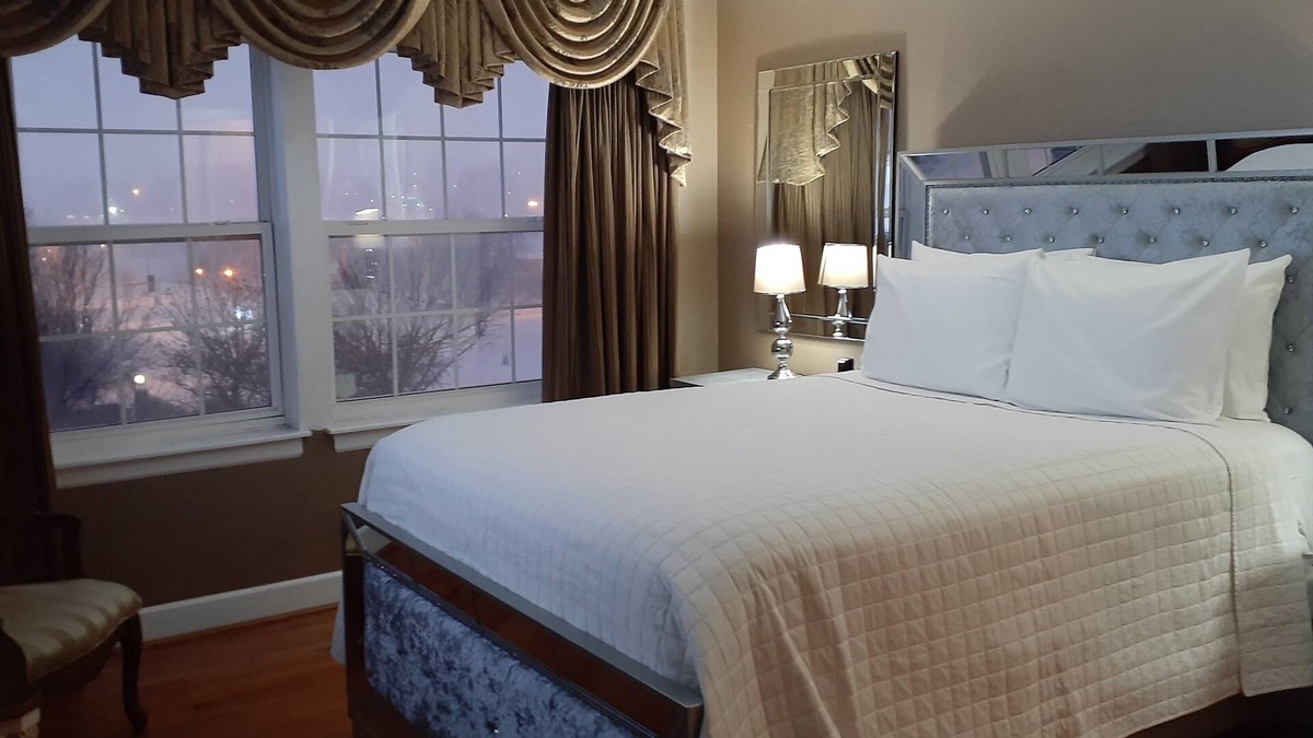 Northeast Kansas City House | Secret Place