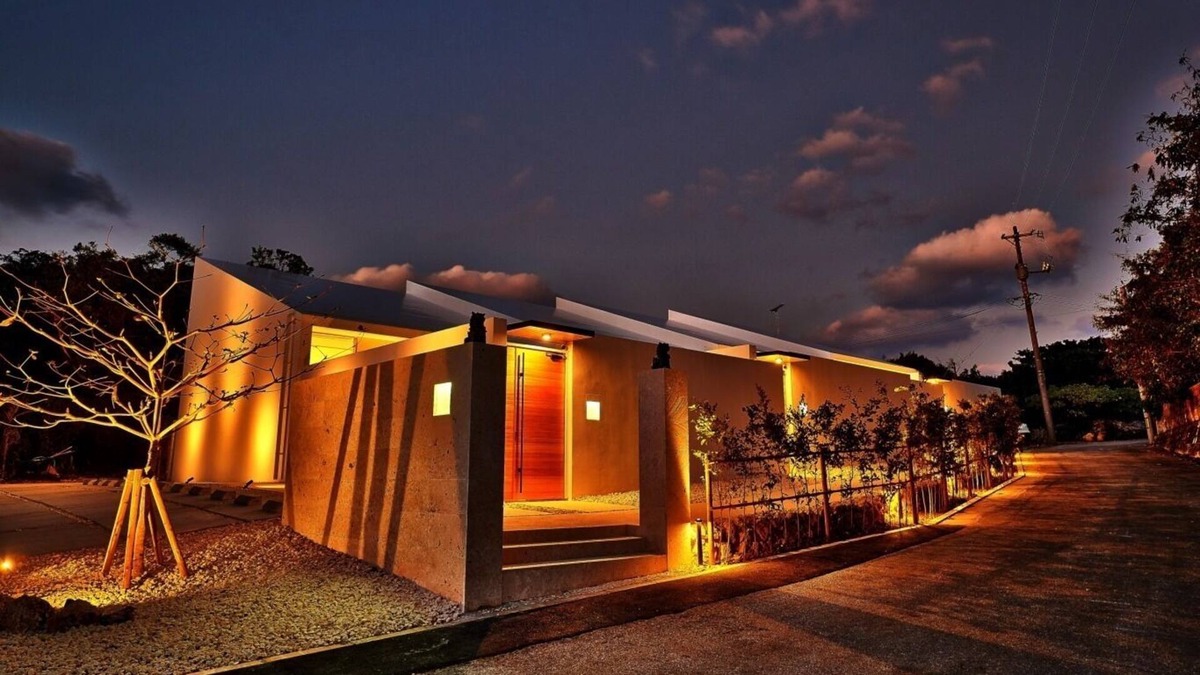 Motobu Villa | Secret Villas 01 Fullyfeatured Churaumi A / Kunigami-gun Okinawa