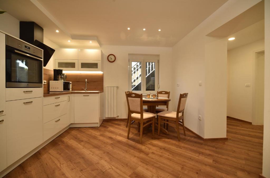 Maribor Apartment | SEDAMI
