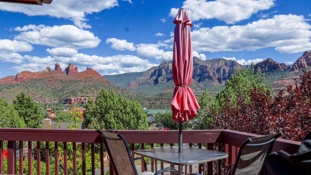 Uptown Sedona House | Sedona Spice: All the Best Views, Vistas & Value. Steps from Uptown!