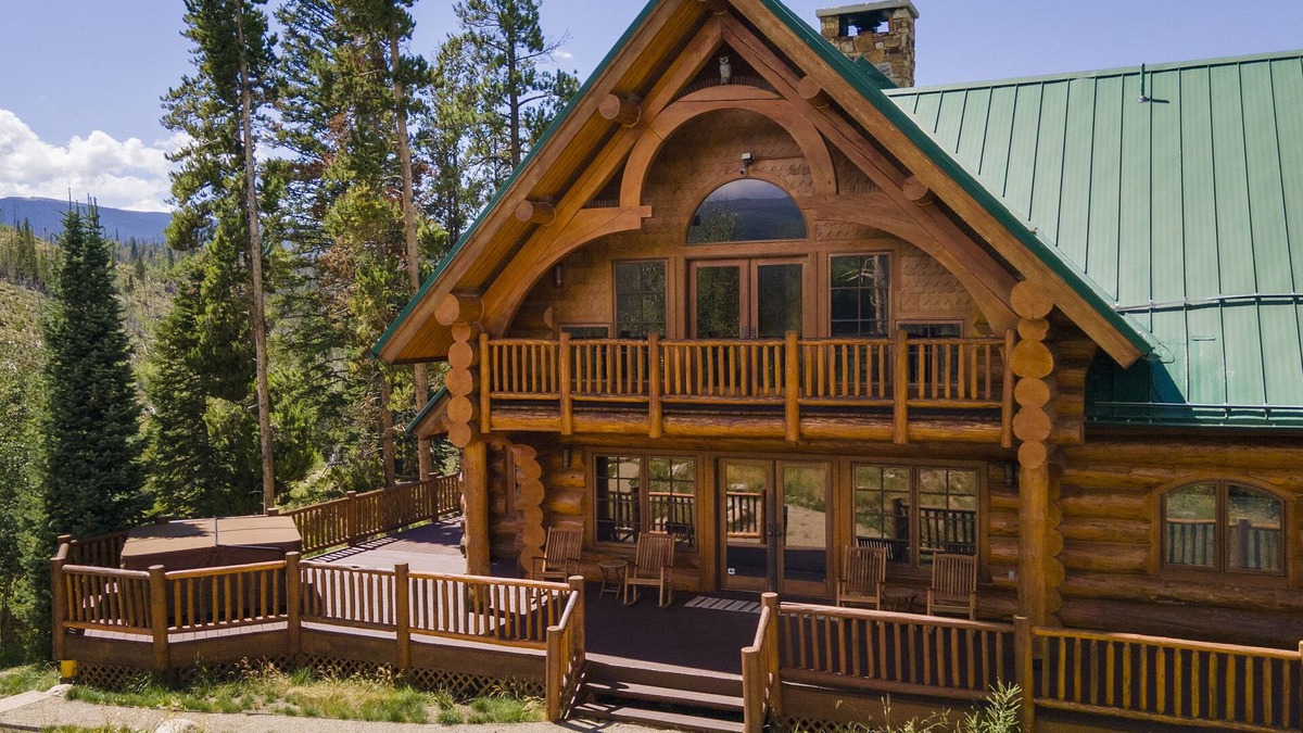 Winter Park Cabin | Selah Vista Lodge 6 Bedroom Luxury Log Home