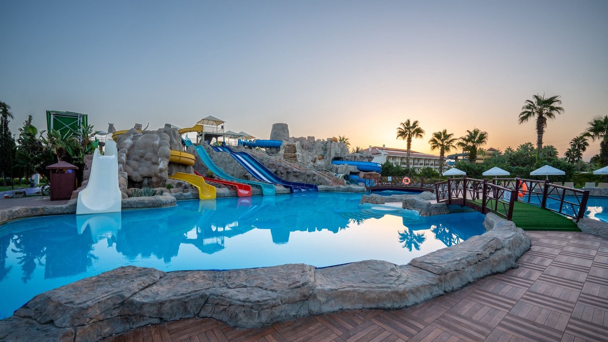 Kizilagac Hotel | Selectum Family Resort Side