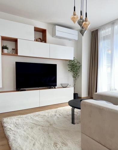 Sofia Apartment | Selena Apartment 50m to Metro with Free Garage