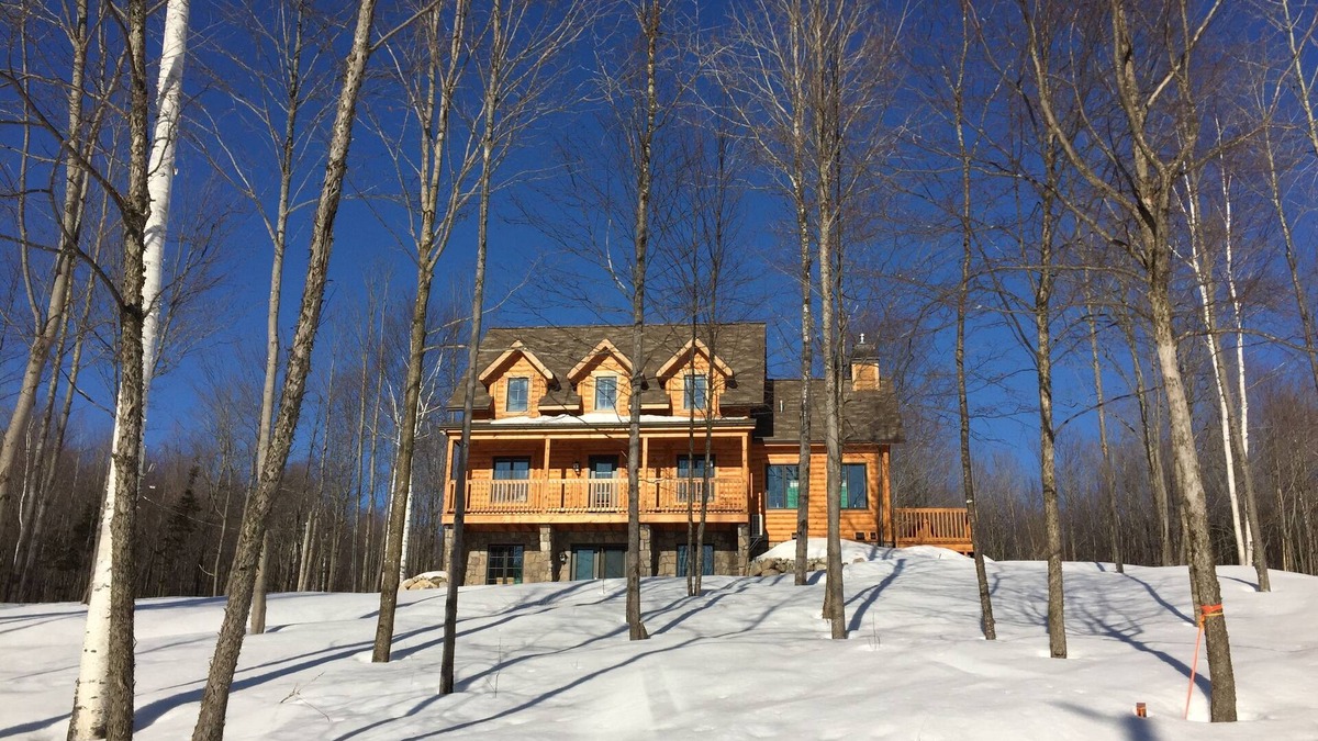 Amherst Cabin | Selenia Lodge