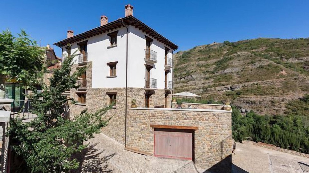 Laguna de Cameros House | Self catering El Palomar del Abuelo for 16 people