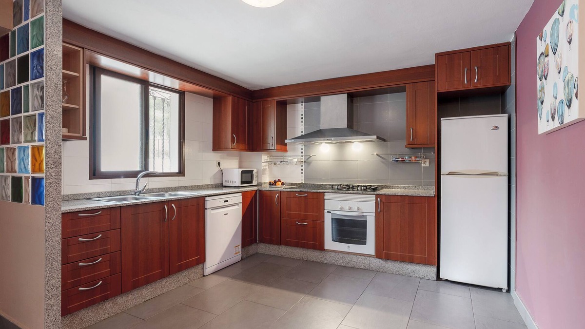 Naquera Cottage | Self catering Aire de Monte for 16 people