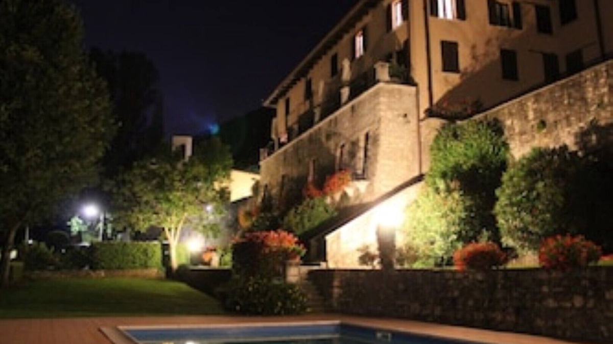 Villanuova sul Clisi Apartment | Self Catering Apartment In A Beautiful 16th Century Building