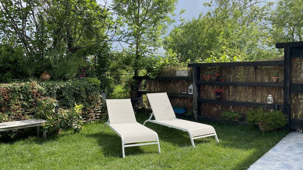 Urcabustaiz Cottage | Self catering Baserri Ulle Gorri for 10 people
