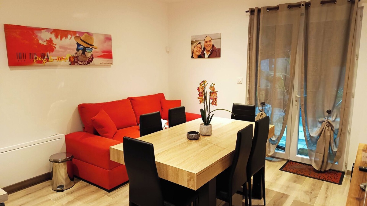 Flamets-Fretils House | Self-catering cottage in an unusual location ideal for relaxation and rejuvenation
