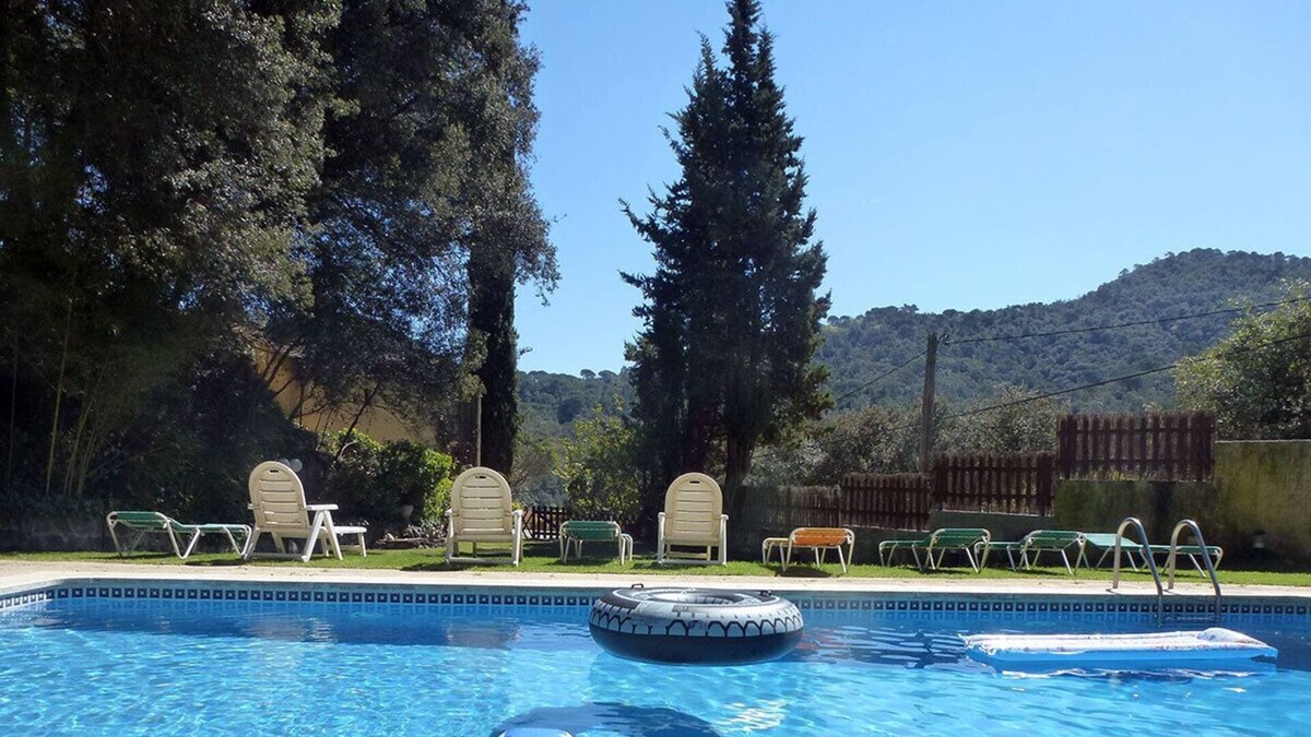 Tordera Cottage | Self catering Cal Capità for 16 people
