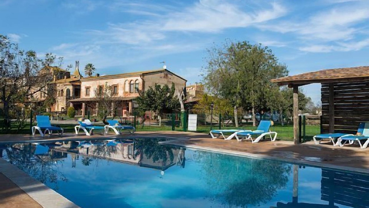 Serra de Daro Cottage | Self catering Can Pujol for 4 people