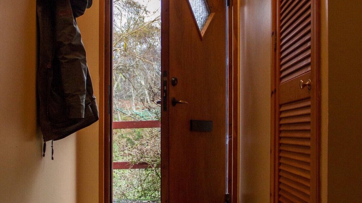 Duirinish Ski Chalet | Self-Catering chalet near Plockton and the Isle of Skye secluded, well equipped and dog friendly.