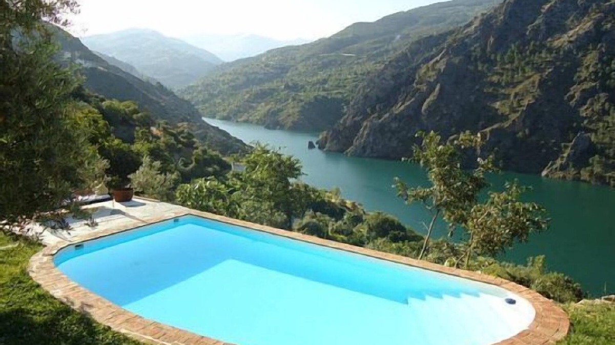 Guejar Sierra Cottage | Self catering Cortijo La Solanilla for 6 people