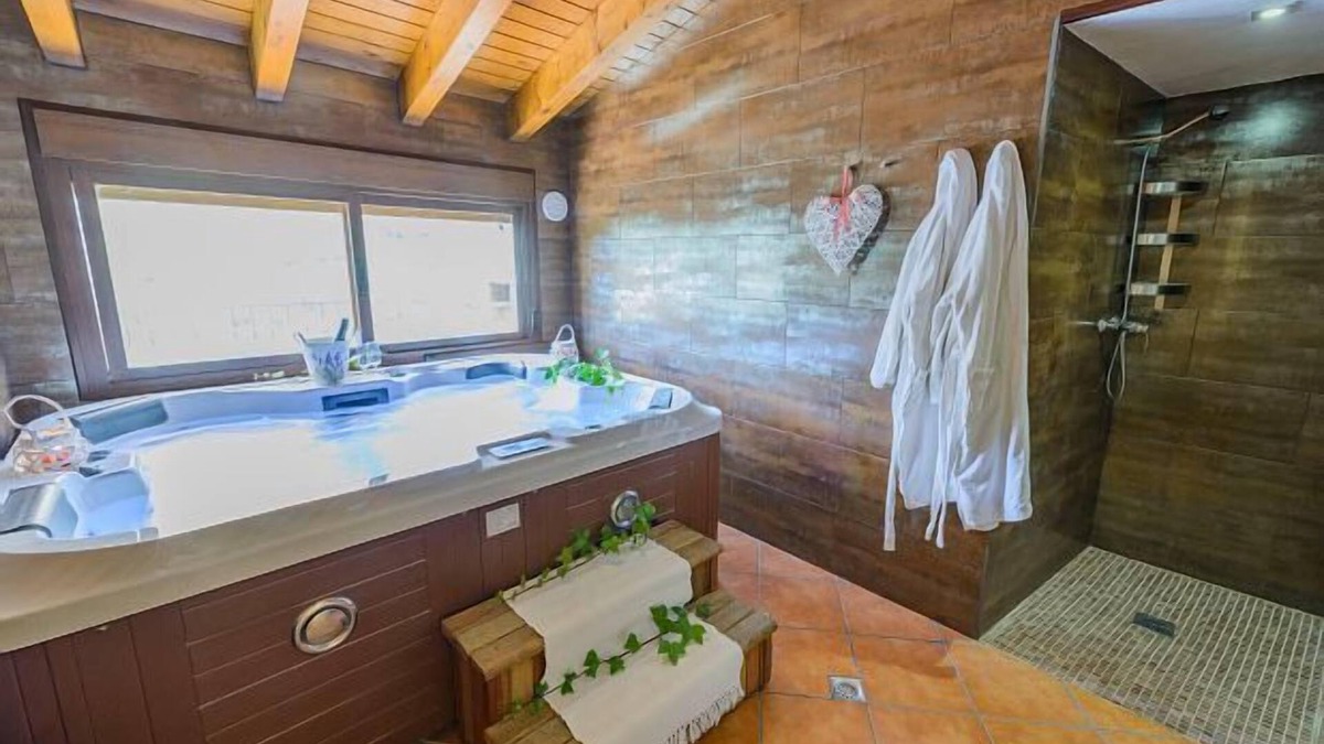 Laroya Cottage | Self catering Cortijo el Picachico for 2 people