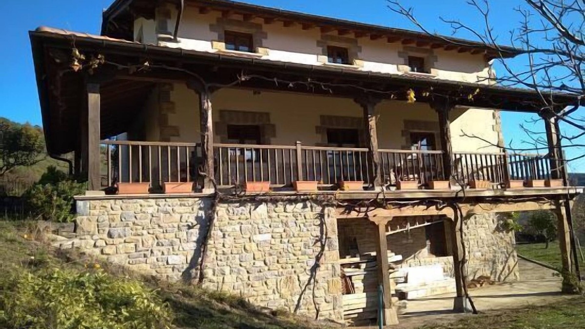 Esteribar Cottage | Self catering Elbegi for 12 people