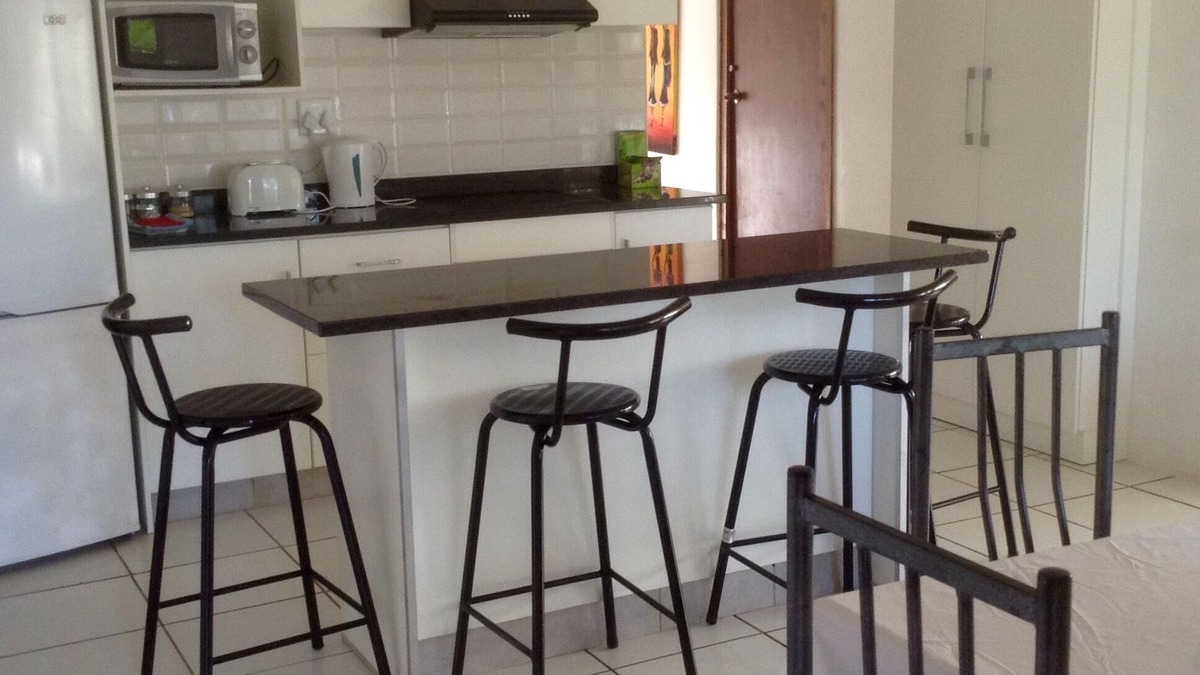 Umhlali Beach House | Self catering guesthouse KZN Salt Rock