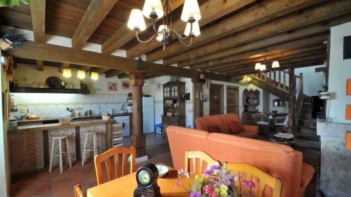 Caballar Cottage | Self catering La Fuente de Pavía for 6 people