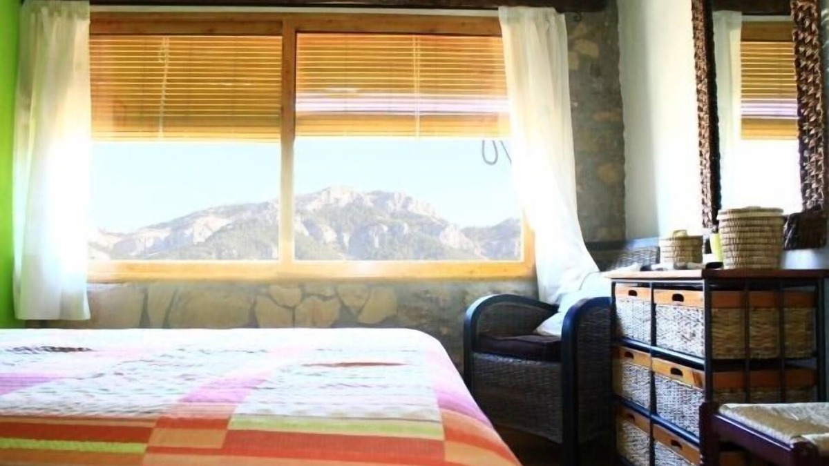 Pauls Cottage | Self catering La Remulla for 6 people