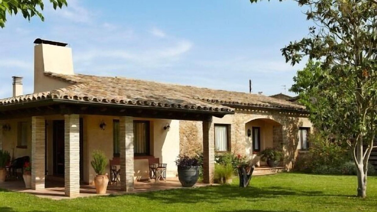 Parlava Cottage | Self catering Mas Can Salvi for 7 people