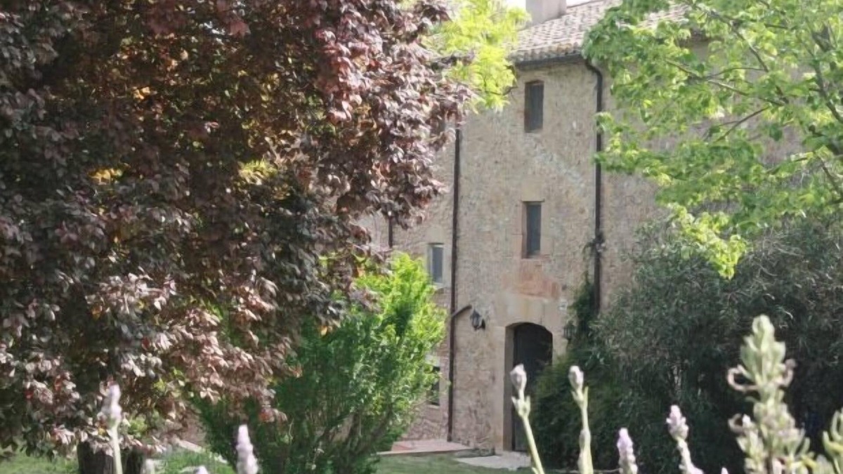 Vilademuls Cottage | Self catering Mas Guitart for 5 people