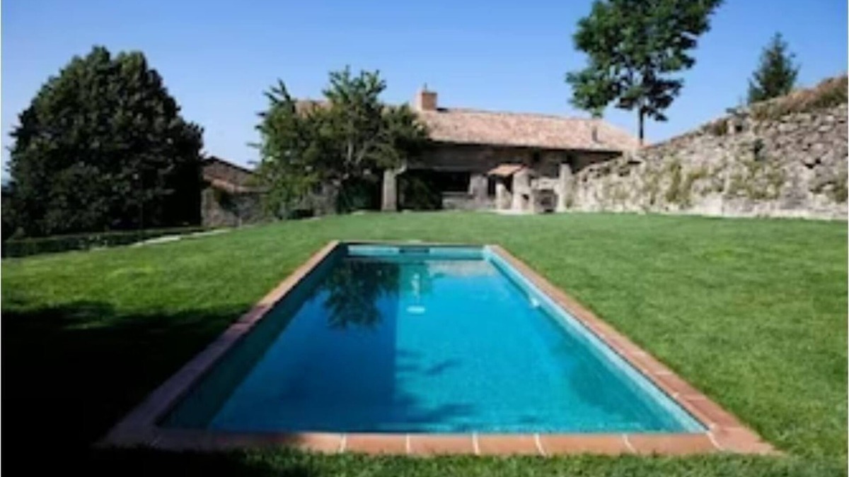Vidra Cottage | Self catering Mas Quintana de Ciuret for 35 people