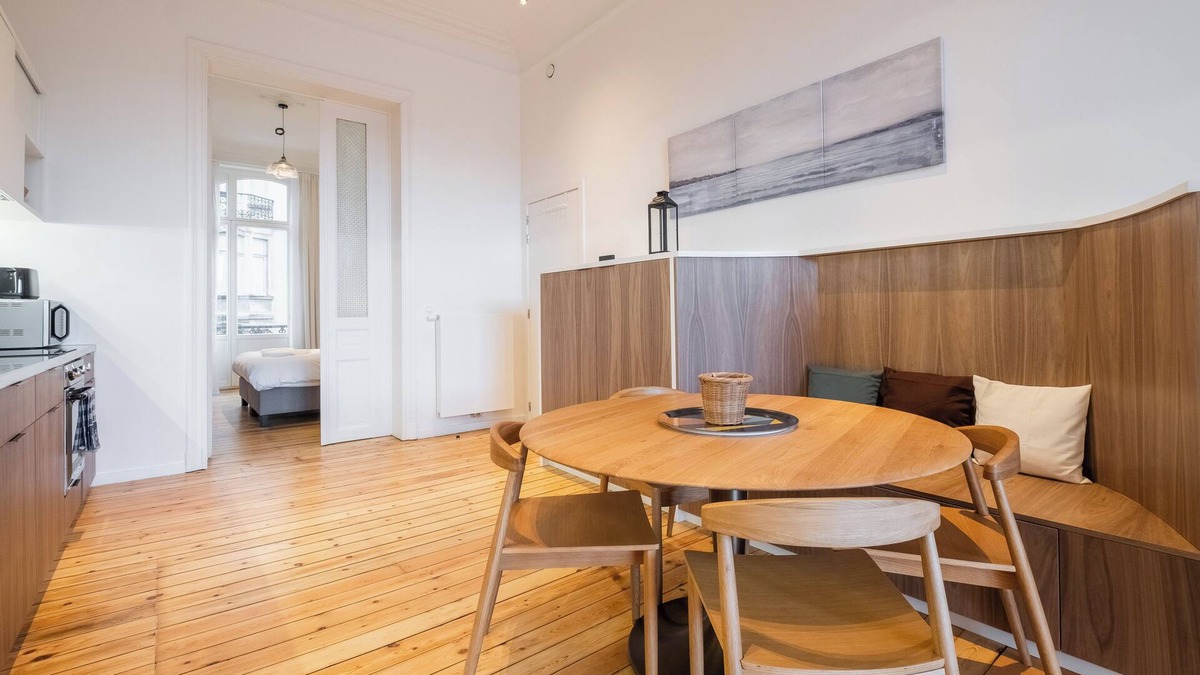 Vorst Apartment | self check in Brussels Apartment for 2 in Heart of trendy Saint-Gilles