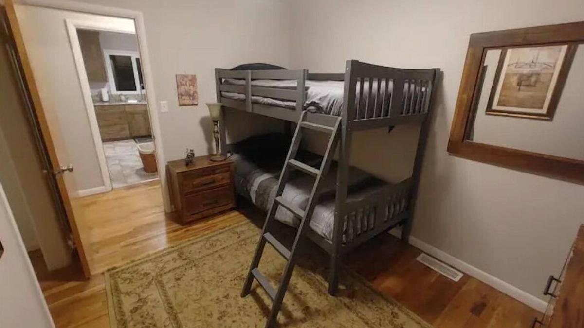 Idaho Falls House | Self Check-In & Free Wi-Fi in this Fresh Remodel!