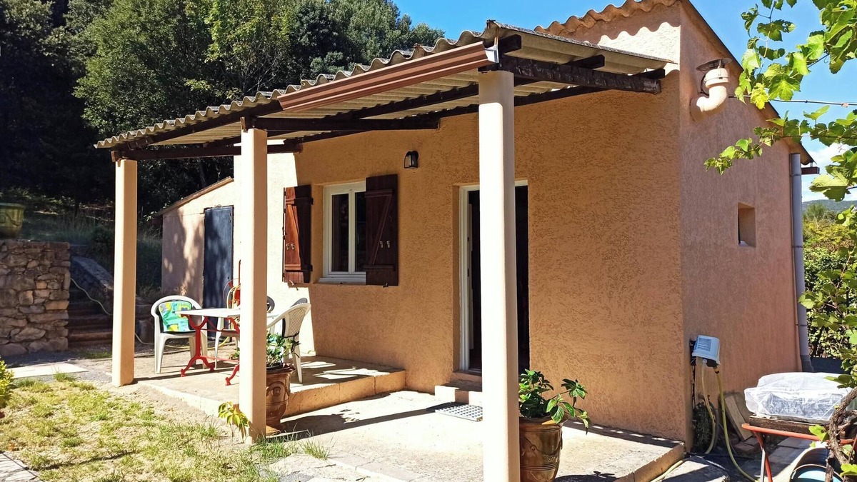 Boisset-et-Gaujac Apartment | Self-contained studio at the gateway to the Cévennes