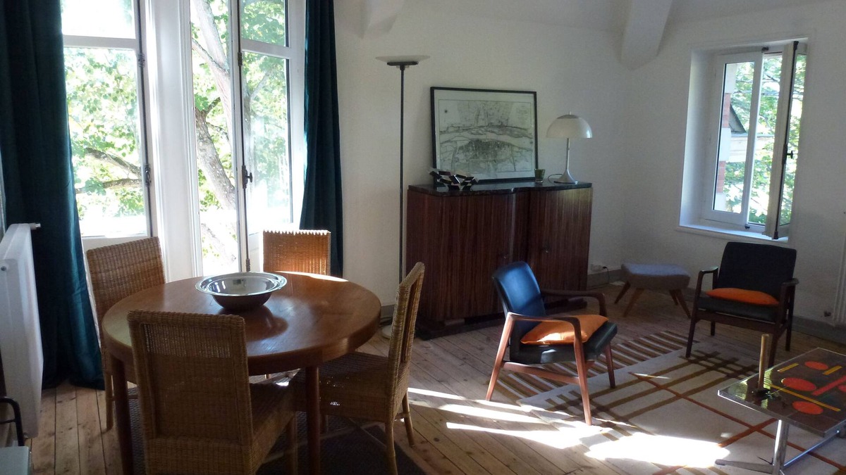 Savonnieres House | self-contained apartment in the grounds of a château