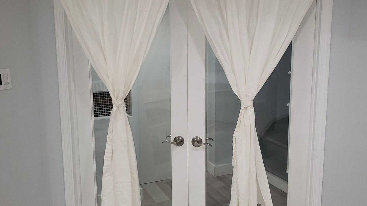 Oakville Apartment | Self-contained Basement Apartment