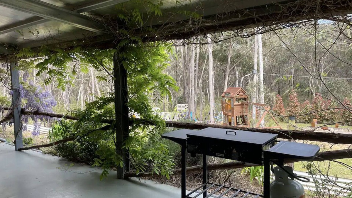 Kanimbla House | Self Contained Bush Retreat "Gunn Estate"